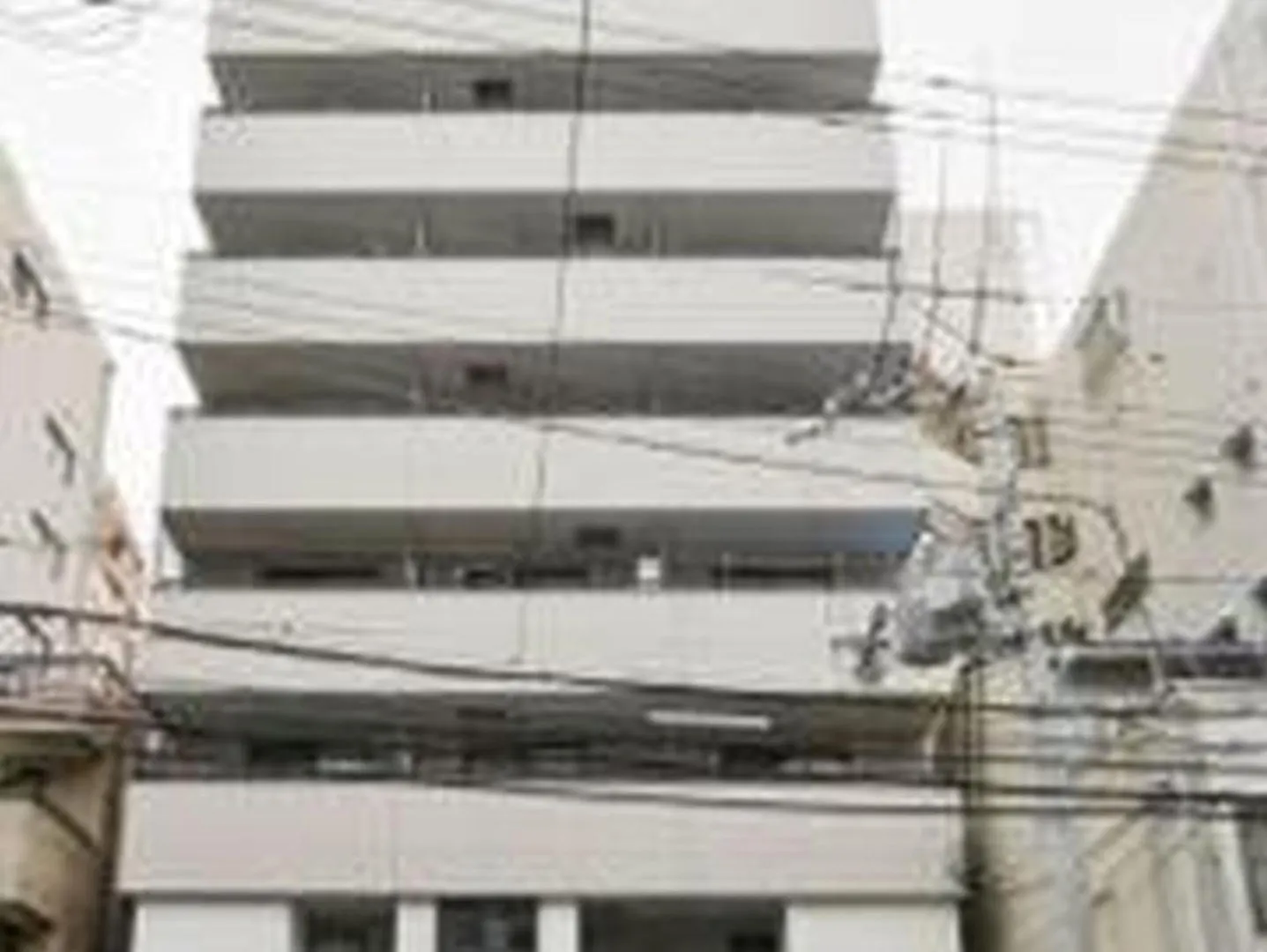 コンフィデンスロン602 Apartment Osaka